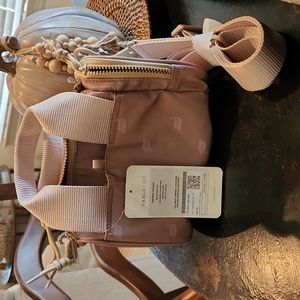 BRAND NEW FABLETICS MINI LOGO BAG IN SHOREWOOD